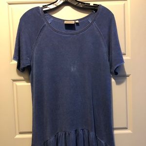 Distressed Tee with Rippled Hem